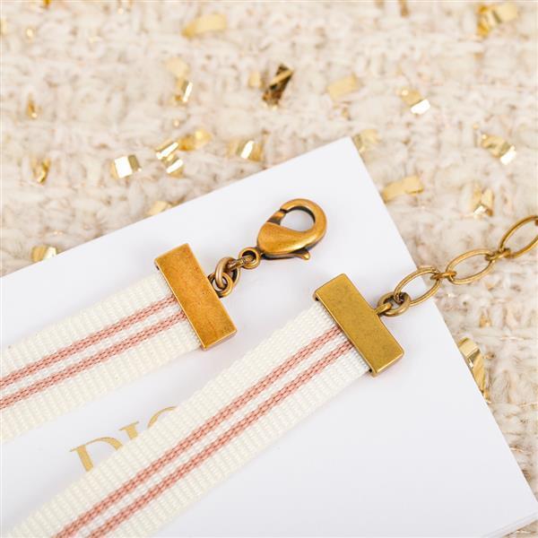 2024210155822472 105